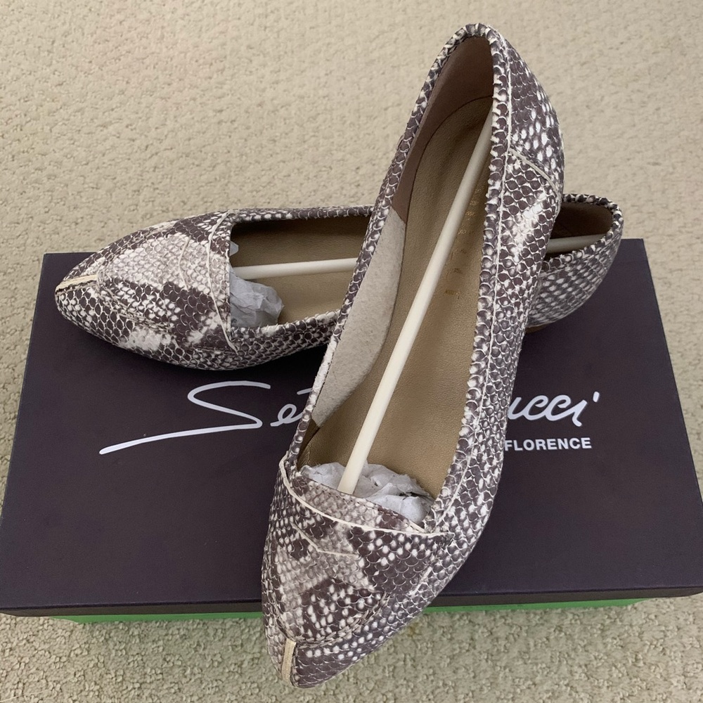 Sesto Meucci women snake print loafer